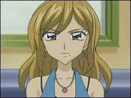 De qui Mme Higashiyama est-elle amoureuse ?