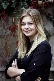 Dans quelle émission musicale la chanteuse Louane s'est-elle fait repérer ?