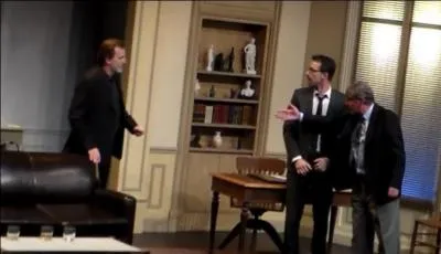 Quelle est la profession de Monsieur Mar&eacute;chal, jou&eacute; par J&eacute;r&eacute;my Bardeau ?