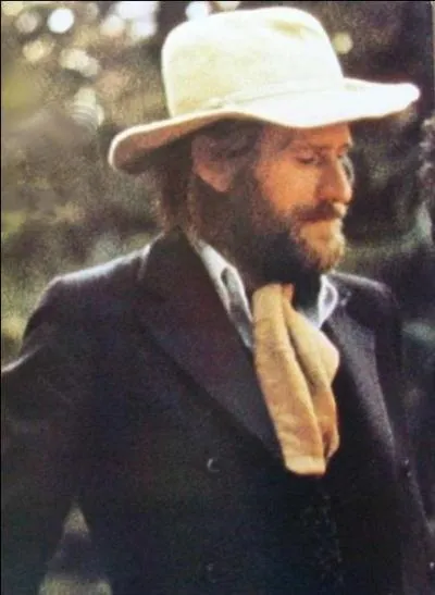 Il s'est arraché bien trop tôt à l'affection de tous. Ce sudiste aurait pu encore faire couler beaucoup d'encre : mais d'habitude, il est imberbe, non ?