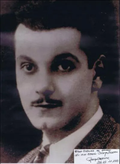 A cet âge-là, sa moustache était aussi inexistante que sa carrière... Mais cela ne dura pas, heureusement ! Qu'a-t-il écrit ?