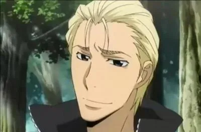 Je suis la fausse Couronne Funéraire de la Foudre et dirige l'Aphelandra Squad. Je me nomme :