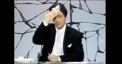 Dans une autre de leurs émissions, le JTN (Journal Télévisé Nul), avec quoi Alain se suicide-t-il ?