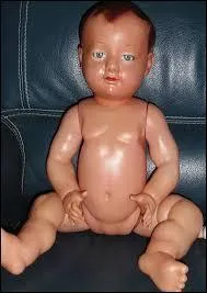 Quelle marque de jouets est r&eacute;put&eacute;e pour ses poup&eacute;es baigneurs ?