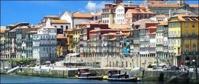 Quel port ne se trouve pas au Portugal ?