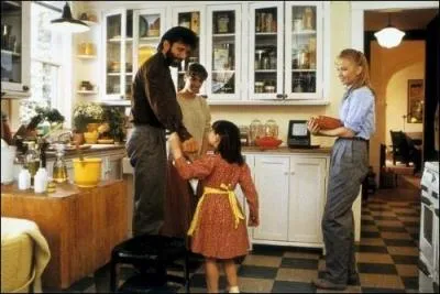 Rebecca De Mornay joue...