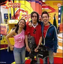 Sur quelle chaîne était diffusée l'émission française "Zapping Zone" ?