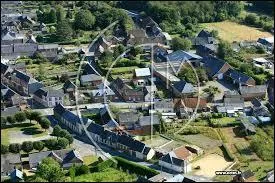 Commune picard de l'arrondissement de Saint-Quentin, La Fert&eacute;-Chevresis se situe dans le d&eacute;partement ...