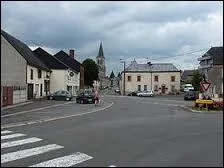 Je vous emm&egrave;ne &agrave; la d&eacute;couverte de Signy-l'Abbaye. Commune la plus vaste des Ardennes, dans la r&eacute;gion du Porcien, elle se situe en r&eacute;gion ...