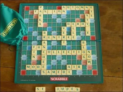 Des techniques nouvelles sont utilisées en marketing et en matière de mode, à l'instar des créations "buzzy" à peines lancées et qui sont déjà sur toutes les lèvres. Quel sens donneriez-vous à cette expression ?