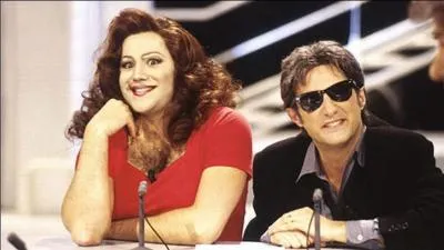 Sur quelle chaîne était diffusée l'émission "Nulle part ailleurs" de 1987 à 2001 ?