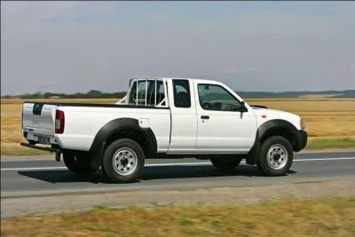 Quand il ne désigne pas le véhicule utilitaire léger de la photo, quel mot est synonyme de "pick-up" ?