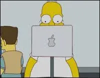 Comment s'appelle cette marque fictive de produits high-tech tels que des téléphones, ordinateurs... ?