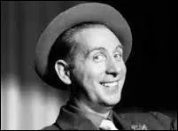 Quel chanteur français avait pour surnom "le Fou chantant" ?