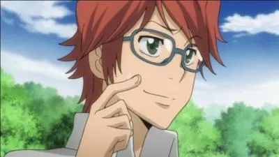 Je suis la Fausse Couronne Funéraire du Soleil ainsi qu'un allié de la famille Vongola. Je me nomme :