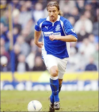 David Ginola a commencé sa carrière avec le club :