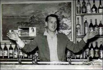 Gunnar Andersson détient le record du plus grand nombre de buts marqués dans un club, lequel ?