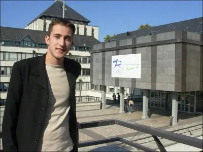 Quel est le nom du maire de cette jolie commune ?