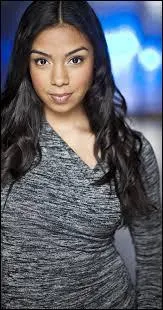 Comment s'appelle la méchante pom-pom girl qui n'aime pas Sun Hi, Jodi et Corki ?