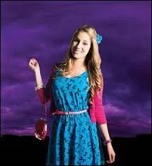 Comment s'appelle la jeune fille sur la photo ?