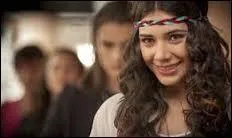 Comment s'appelle la meilleure amie de Daisy ?