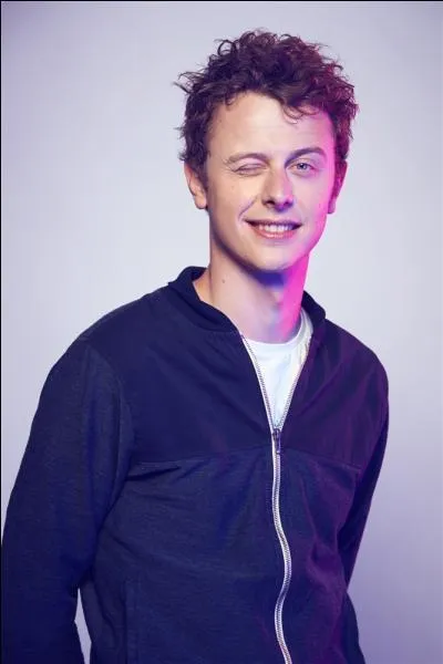 Qui est ce youtubeur ?