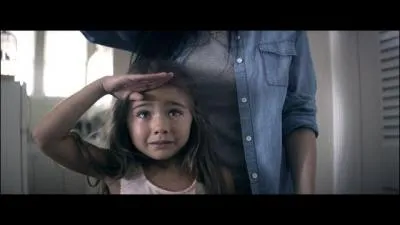 "Locked Away" d'Adam Levine est la chanson représentée ici.