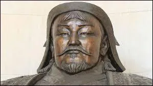 Quel peuple avait pour dirigeant Gengis Khan ?