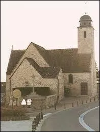 Voici l'église Saint-Martin de Condé-sur-Sarthe. Ville de l'arrondissement d'Alençon, elle se situe dans le département ...