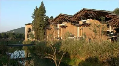 Mais pourquoi ce nom, "Montagne de tuiles" ?