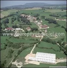 Petit village franc-comtois de 66 habitants, dans l'arrondissement de Lons-le-Saunier, Abergement-l&egrave;s-Th&eacute;sy se situe dans le d&eacute;partement ...