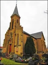 Je vous pr&eacute;sente l'&eacute;glise Notre-Dame de M&eacute;cleuves. Village lorrain, il se situe dans le d&eacute;partement ...