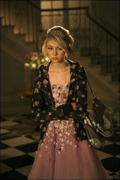 Dans la saison 2,Jenny veut....