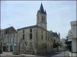 La ville picto-charentaise de La Crèche se situe dans le département ...