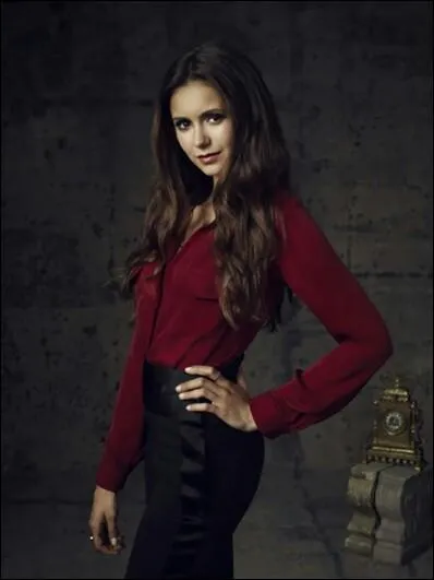 Quel âge a cette actrice (Nina Dobrev) ?