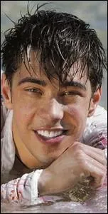 "Je t'écris de ces soirs de lumières, 
des yeux émerveillés de cette petite fille
au pied d'un grand sapin sur la cinquième avenue..."