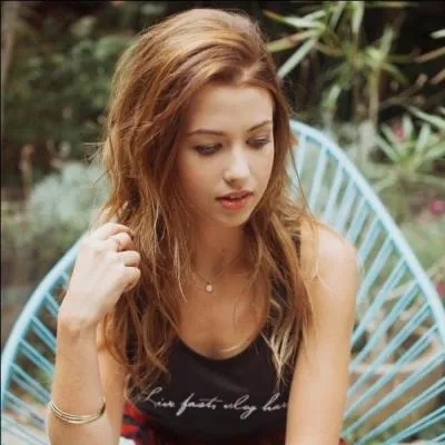 À quoi sert la chaîne "EnjoyVlogging" ?