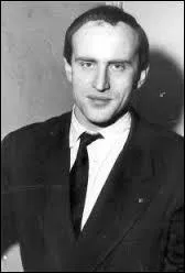 Dans quel roman de 1953, Boris Vian décrit-il la passion excessive d'une mère pour ses trois enfants ?