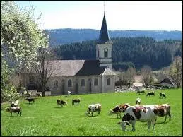Charmonvilliers, dans le Doubs (25), est un village situé en région ...