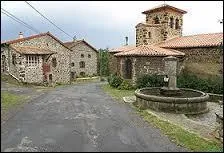 Commune de l'arrondissement du Puy-en-Velay, Saint-Geneys-près-Saint-Paulien se situe en région ...