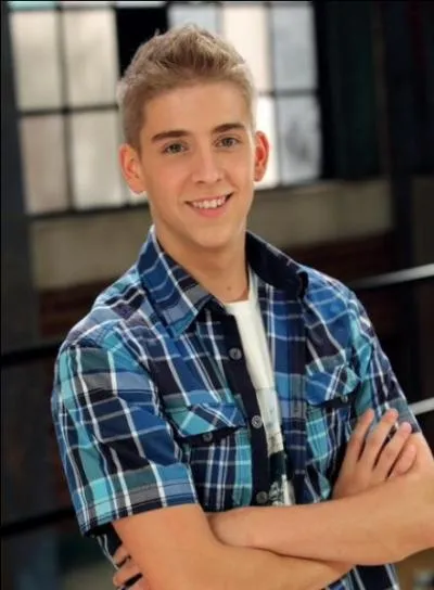 Qui est l'acteur qui joue Eldon ?