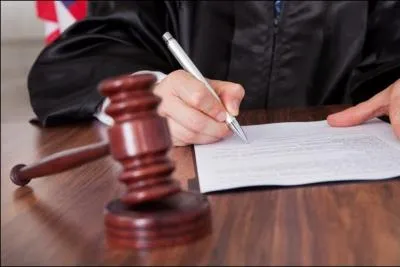 Qu'est-ce qu'un "avocat marron" ?