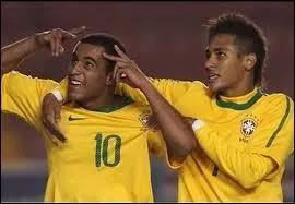 Neymar est convoqué pour participer à la Copa Sudamericana des moins de 20 ans avec la sélection brésilienne, il l'a remportée et il est élu meilleur joueur du tournoi. Mais avec combien de buts au compteur finit-il ?