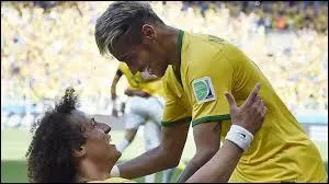 Le jour de ses 20 ans, qu'inscrit-il en tant que joueur professionnel ?