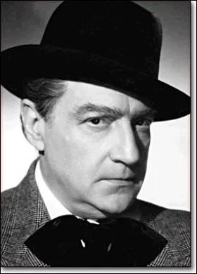 Quel auteur du XXe siècle, qui aimait les femmes, a dit : "Comme tu étais très jolie, hier, au téléphone" ?