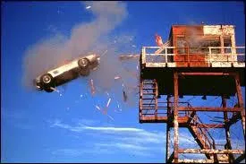 Quel objet est accroché à l'avion, quand il vole ?