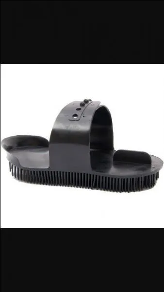 Quel est cet outil de pansage ? (voir photo)