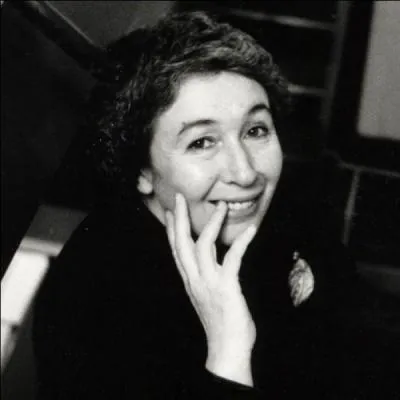 A qui doit-on la restructuration de la gare d'Orsay en musée ?