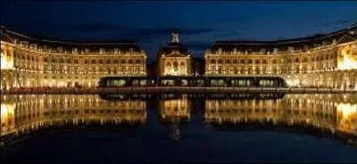 Quel était le nom de la ville de Bordeaux à l'époque gallo-romaine ?