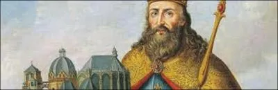 Sous le règne de Charlemagne (742-814), quelle ville devient la capitale de la France ? (vers 795, elle le restera jusqu'en 843).